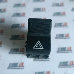 Seat. Interruptor luces emergencias