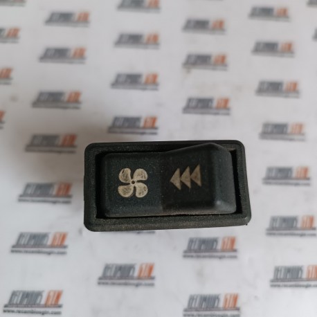 Ford Fiesta. Interruptor ventilador