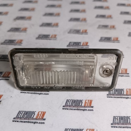 Audi A3. A4. A5. A6. A8. Q8. Lus de matrícula