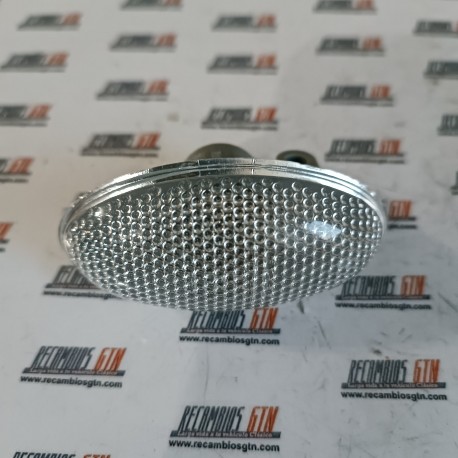 Peugeot 307. Citroën Intermitente de aleta