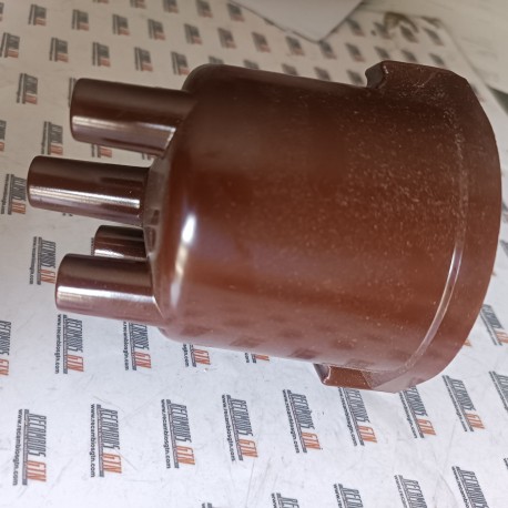 Seat 1500. Alfa Romeo. Tapa delco