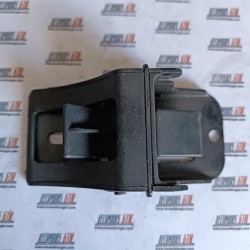 Renault Express. Cerradura portón trasero