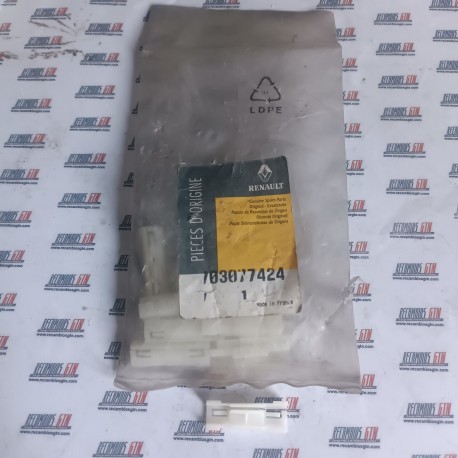 Renault Megane. Dacia. Clips embellecedores de techo