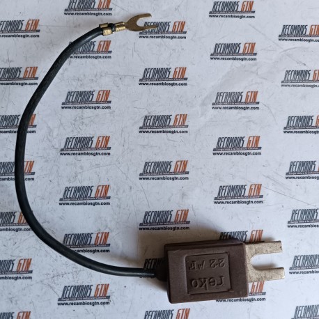 CONDENSADOR ANTIPARASITARIO RUIDOS AUTO RADIO 2•2 FA