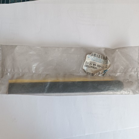 Opel Corsa B. Moldura puerta trasera