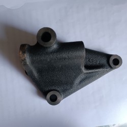 Renault. Soporte alternador