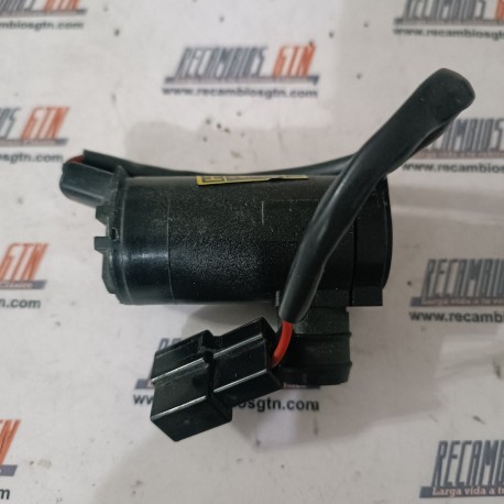 Hyundai Atos. Bomba de agua limpias